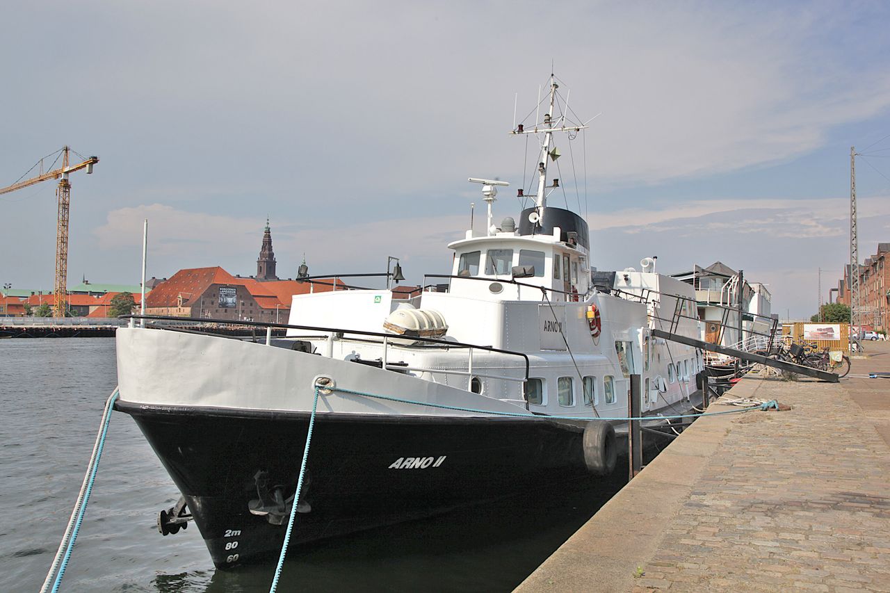 Kopenhagen workshop spaces Boot Copenhagen Houseboat image 0