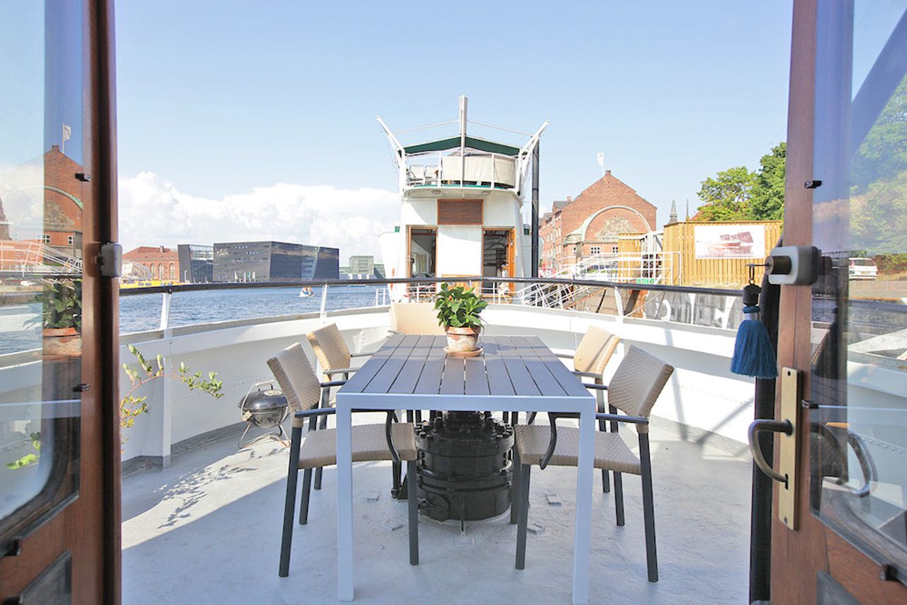 Kopenhagen workshop spaces Boot Copenhagen Houseboat image 11