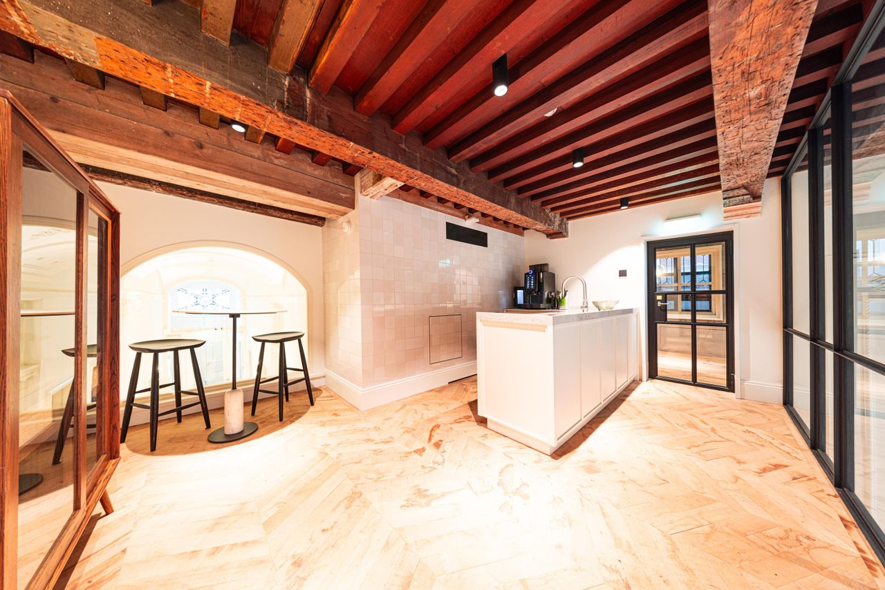 Amsterdam Creative Meeting Meetingraum 18 Person Boardroom image 5