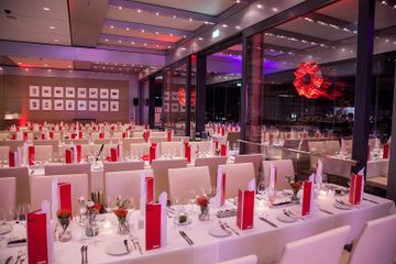 Berlin corporate event spaces Restaurant Käfer Dachgarten-Restaurant image 11