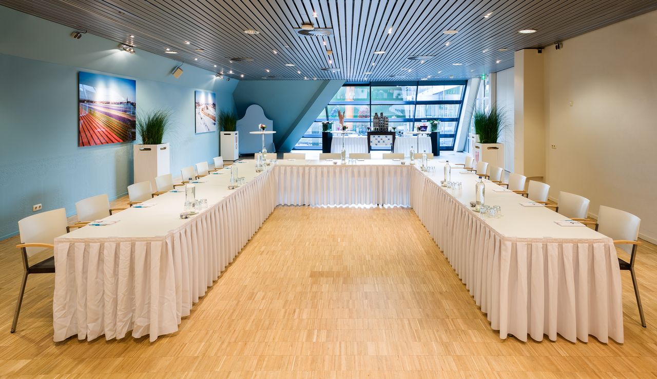 Den Haag training rooms Bijzondere locatie Madurodam Boom van der Starp room image 5