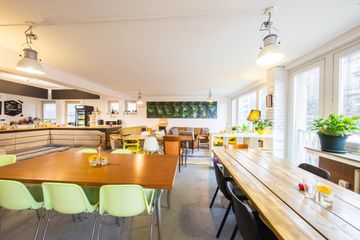 Cologne workshop spaces Cafe Solution Space - Wohnzimmer-Café image 0