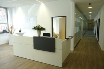Frankfurt am Main training rooms Meetingraum Airbizz Business Center - Conference Room image 4