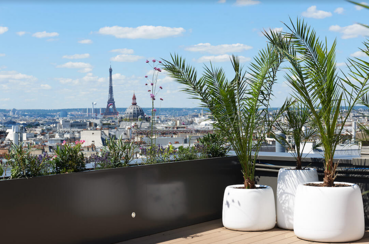 Paris Team Building Business center Rooftop image 5