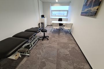 Apeldoorn Klantafspraak Vergaderruimtes en vergaderlocaties Blauwe behandelkamer image 2