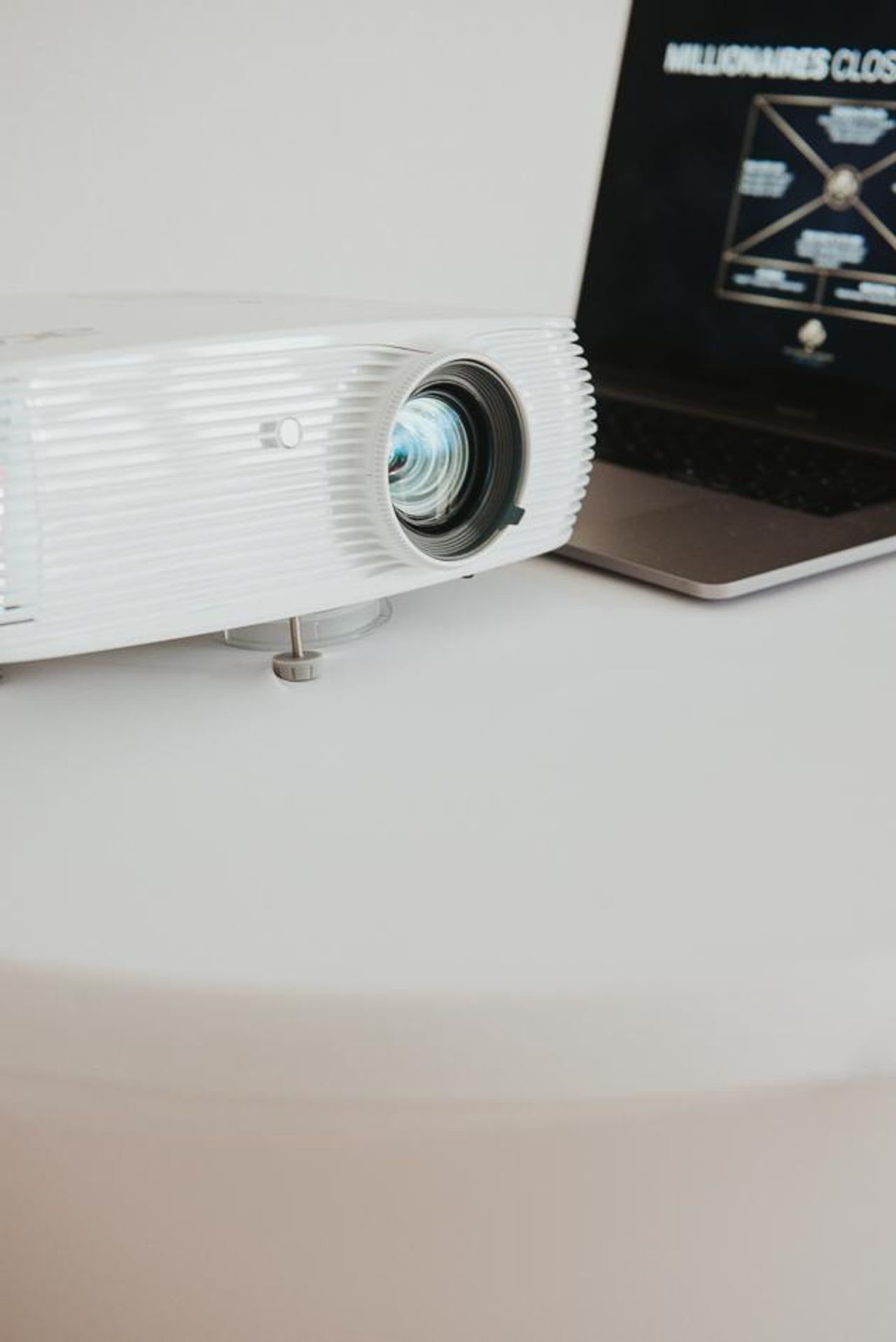 Leipzig Kreatives Meeting Tagungsraum Raum 1 - White Room image 13