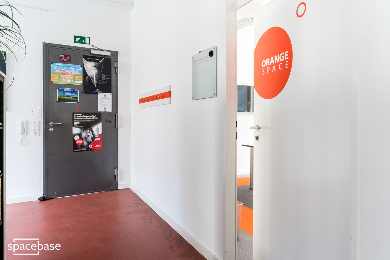 Stuttgart workshop spaces Meeting room Orange Space image 7