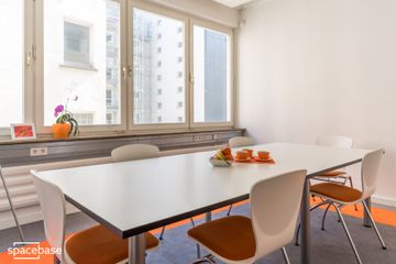 Stuttgart workshop spaces Meeting room Orange Space image 3