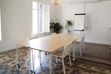 Barcelona workshop spaces Coworking space Sala Mosaic image 6