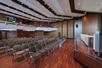 Fellbach Offsite Meeting Veranstaltungsraum Uhlandsaal image 1