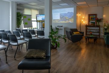 Paris Réunion créative Rooftop Cosy meeting center image 5