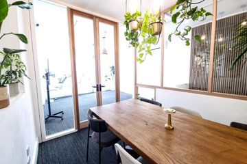 London Office spaces Meeting Room 1 image 5