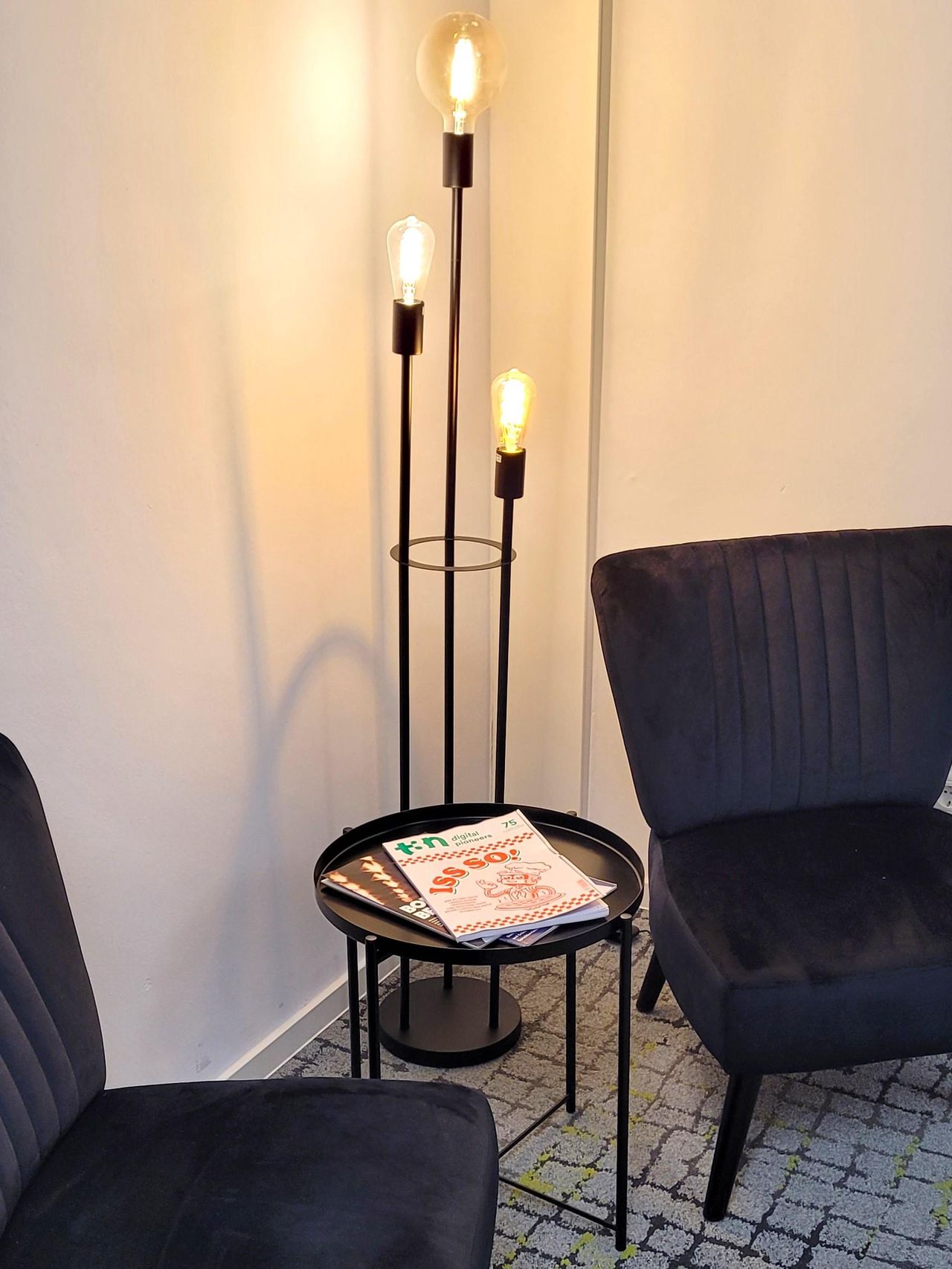 Rest of the World Coworking Coworking spaces Focus Meeting-Room image 5