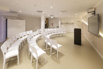 Berlin Kunden-Meeting Eventlocation White Dwarf - Space Shack image 2