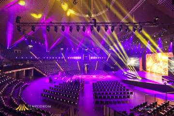 Berlin  Unusual venue Tempodrom image 1