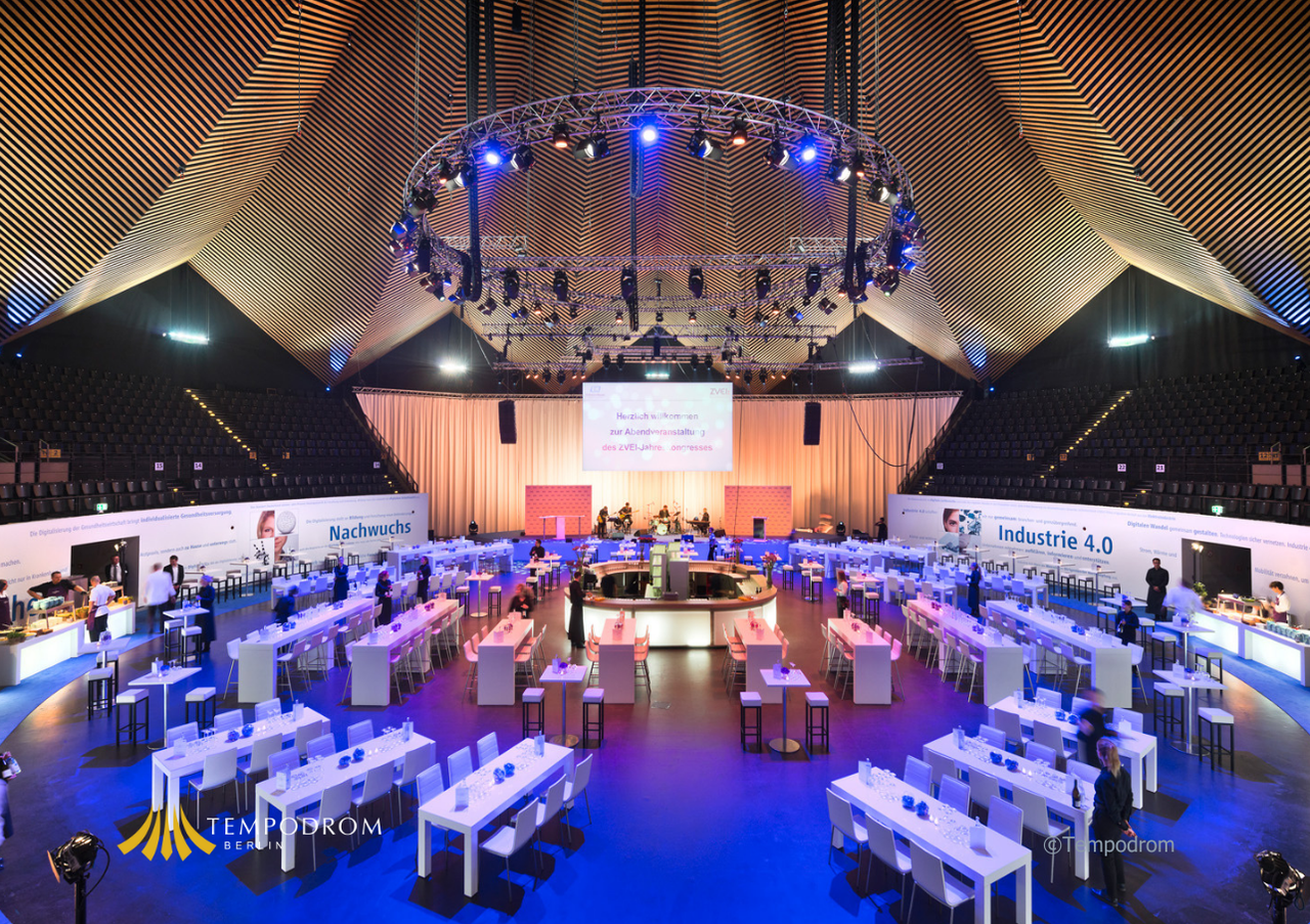 Berlin  Unusual venue Tempodrom image 4