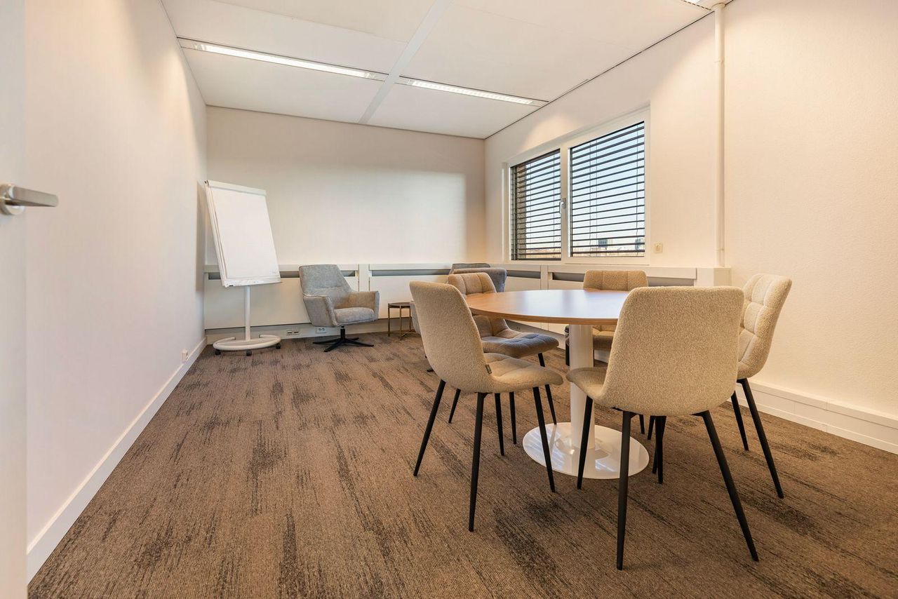 Utrecht  Workspace Bruine Kamer image 0