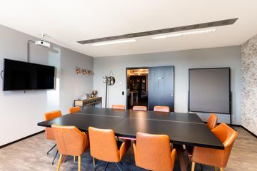 Leipzig Kreatives Meeting Meeting rooms The Stone Lounge - im höchsten Gebäude der Stadt image 5