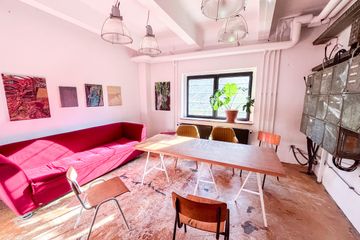 Leipzig Mobiles Arbeiten Konferenzraum Glitch Space image 2