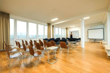 Berlin Kreatives Meeting Meeting rooms LICHTRAUM: großzügige Meetingräume mit riesiger Terrasse image 11