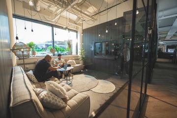 Den Bosch Office spaces Meeting Room Zwanenbroeder - gratis koffie en thee image 1