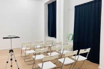 Berlin  Galerie LiTE-HAUS Galerie (Raum 3) image 2