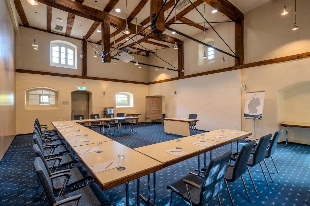 Arolsen Party Banquet hall Castelli image 2