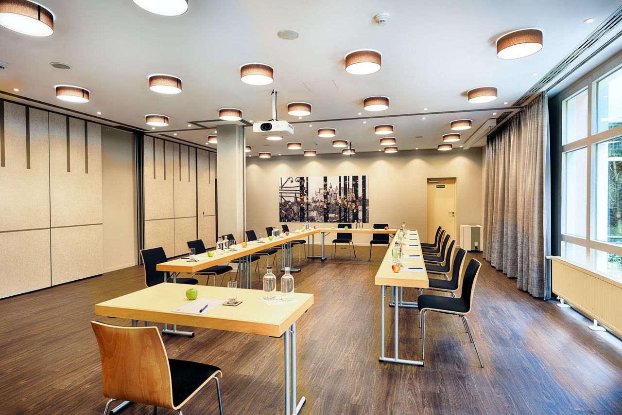 Marburg Offsite-Meeting Conference hotel Wegener/Savigny image 0