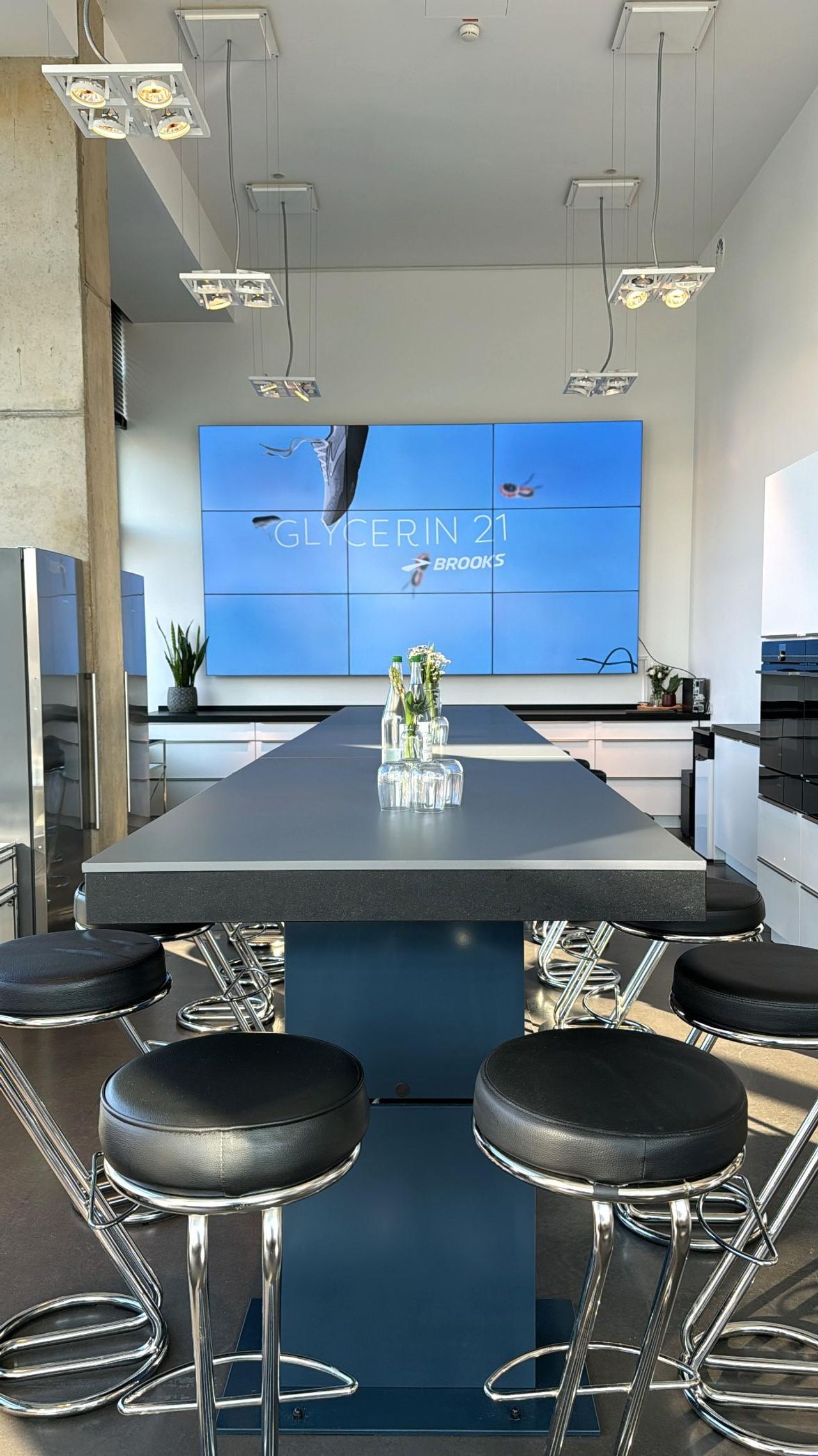 Cologne Kreatives Meeting Meeting rooms Konferenz-/Hauptversammlungsbereich image 17