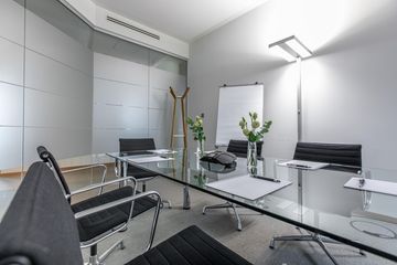 Bremen  Business Center Konferenzraum Shade Deck image 1