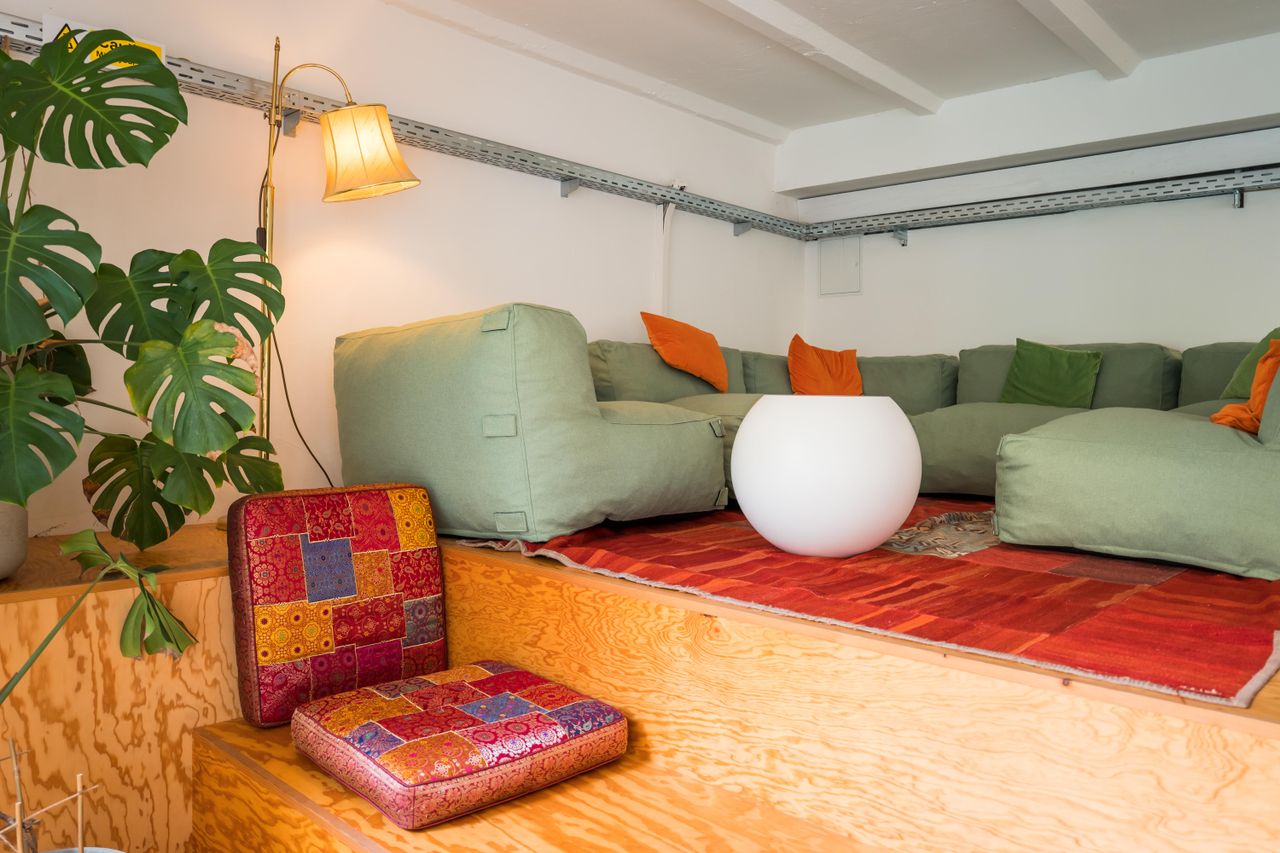 Rest der Welt Mobiles Arbeiten Workshop-Räume greenhouse: plaza image 4