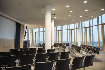Munich corporate event spaces Meeting room 360 grad tower Munich large conference room image 5