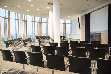 Munich corporate event spaces Meeting room 360 grad tower Munich large conference room image 0