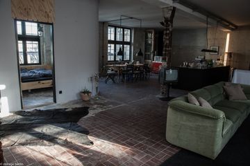 Berlin workshop spaces Private residence Storage Sonnenallee image 3