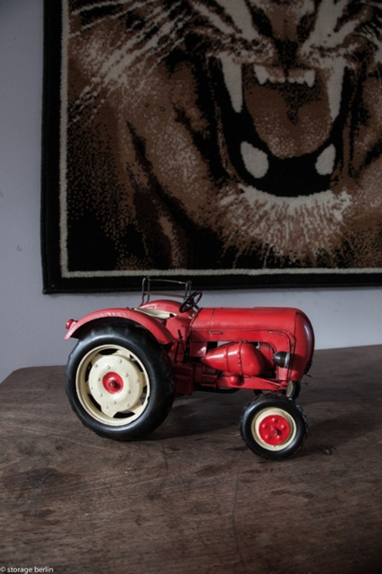 Berlin workshop spaces Private residence Storage Sonnenallee image 17