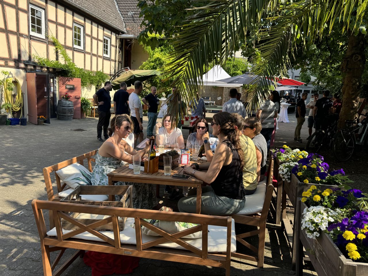 Ingelheim am Rhein  Eventlocation BBQ Teamevent im Weingut mit Pub Game Challenge image 6