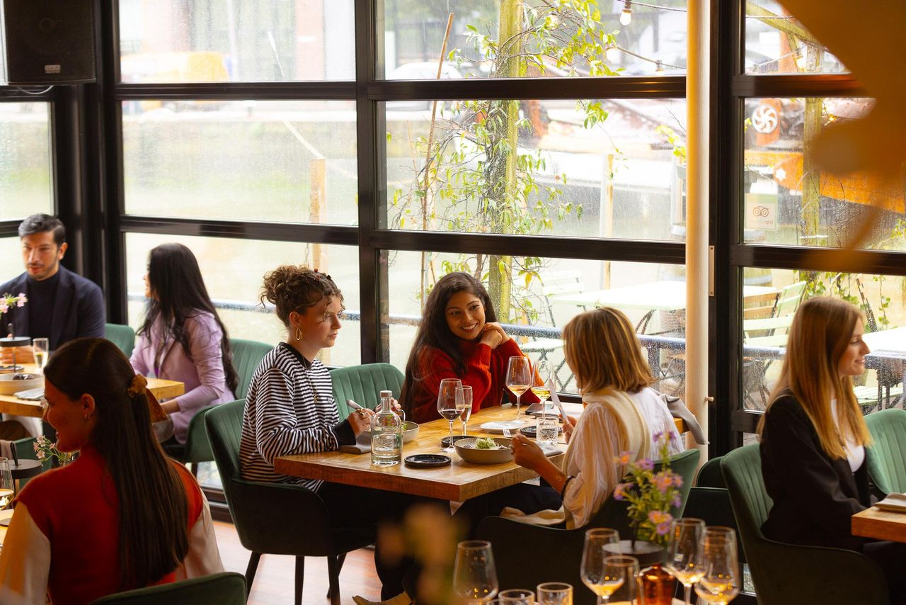 Rotterdam  Restaurant Entire FLOATS restaurant image 1