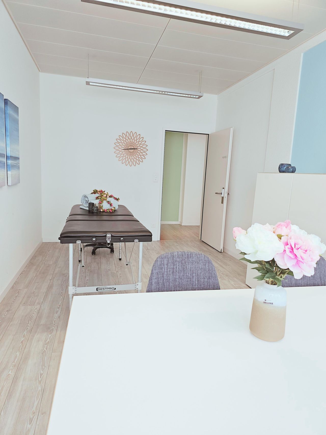 Zürich  Praktijk Kombiraum 1 image 1