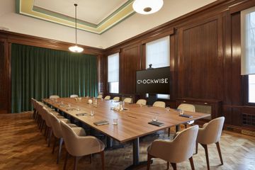 London  Coworking space 1M01 image 1