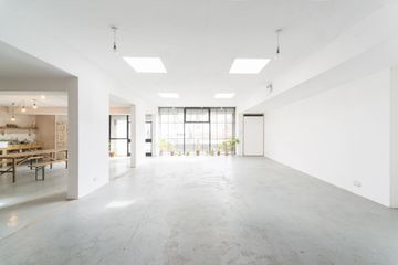 London   MKII image 10