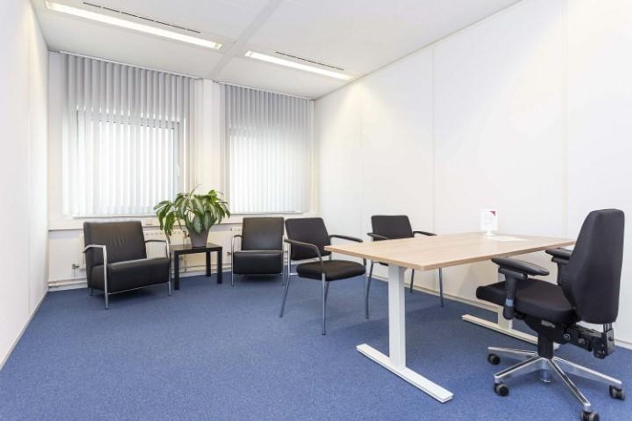 Lelystad Mobiel Werken Vergaderzalen Groene coachkamer image 1