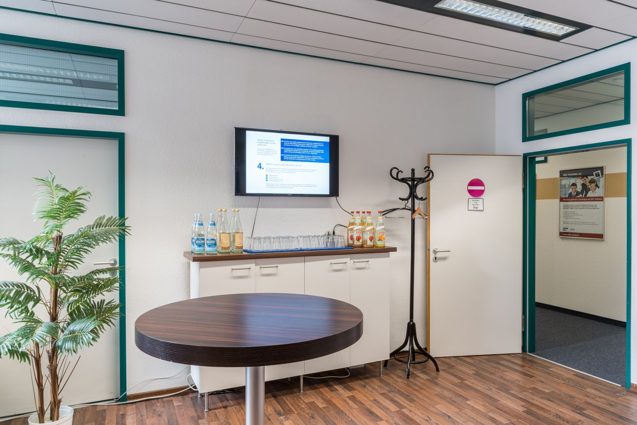 Rest of the World conference rooms Meeting room Meeting Room image 10