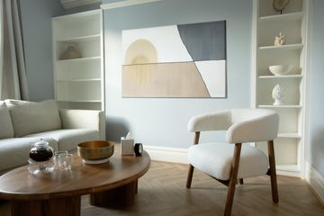 London Consulting Room Spruce Room image 2