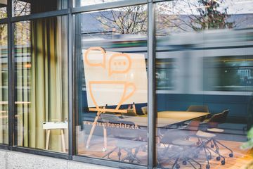 Zürich Kundengespräch  Rustico image 1