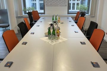 Bonn   CINTELLIC Konferenzraum - Zugspitze image 1