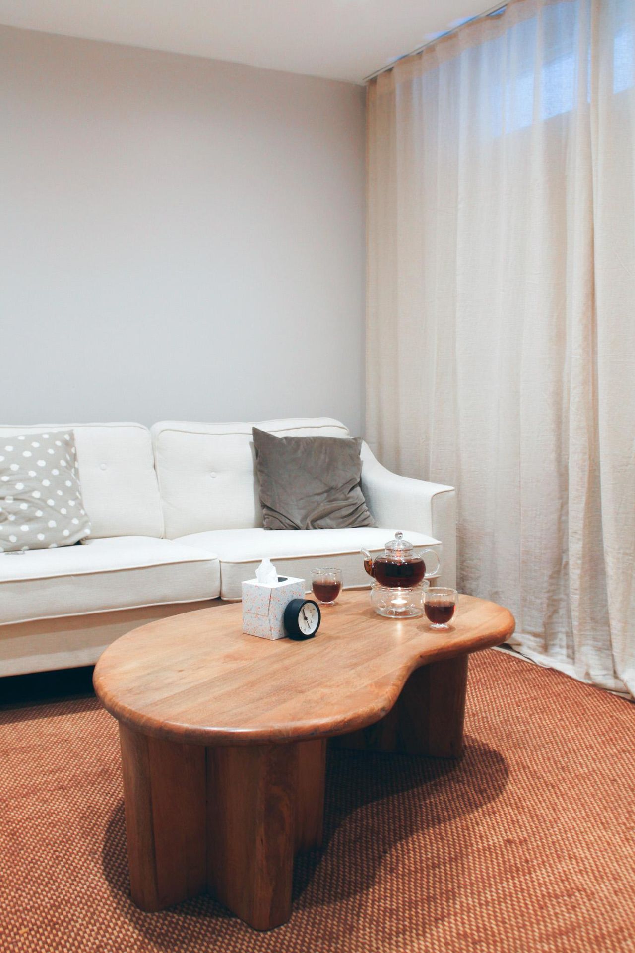 London  Consulting Room Acacia Room image 2