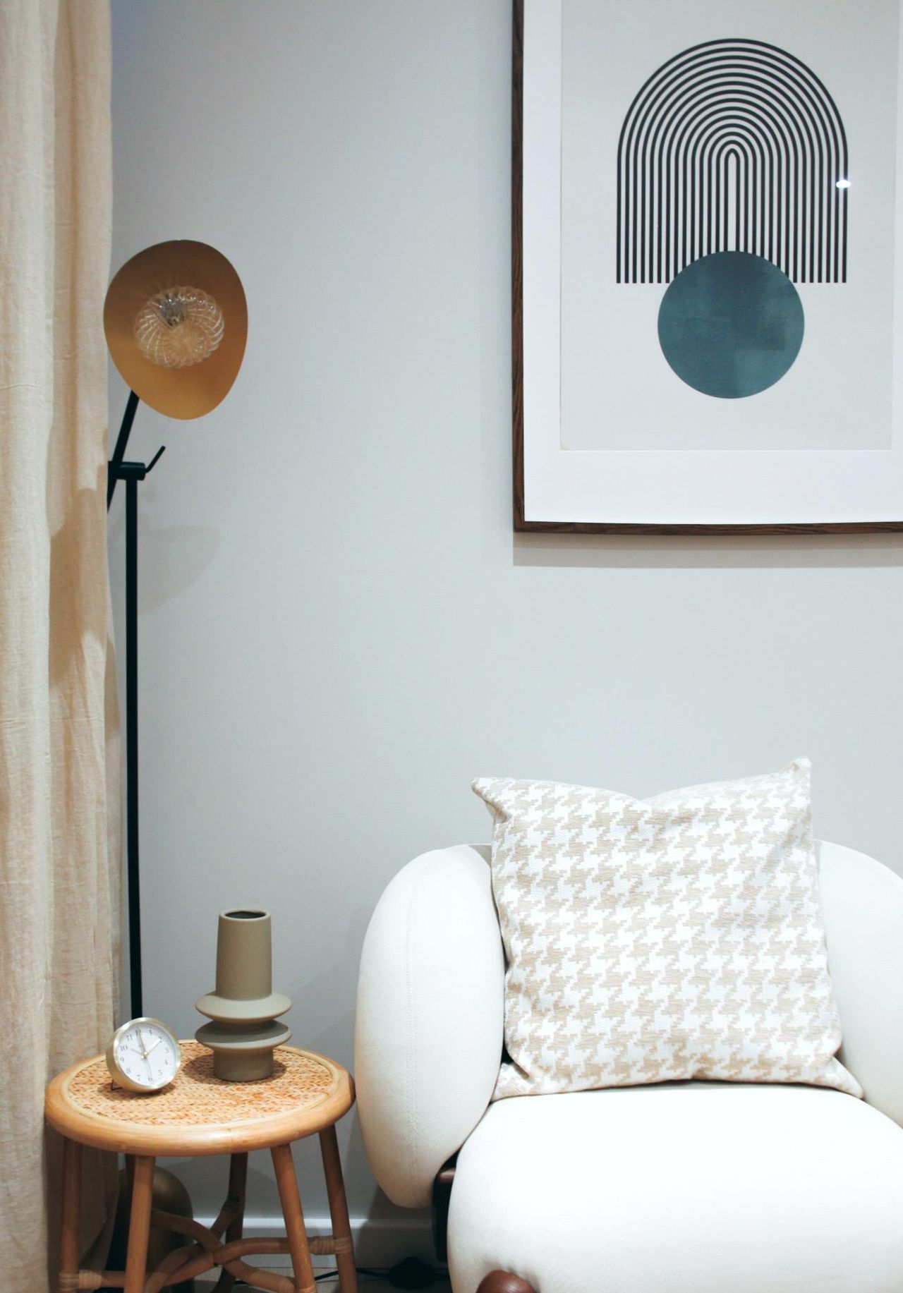 London  Consulting Room Acacia Room image 6