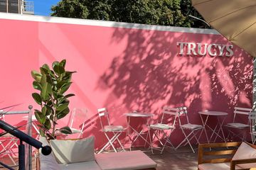 Hamburg Kreatives Meeting Cafe TRUCYS Café image 8