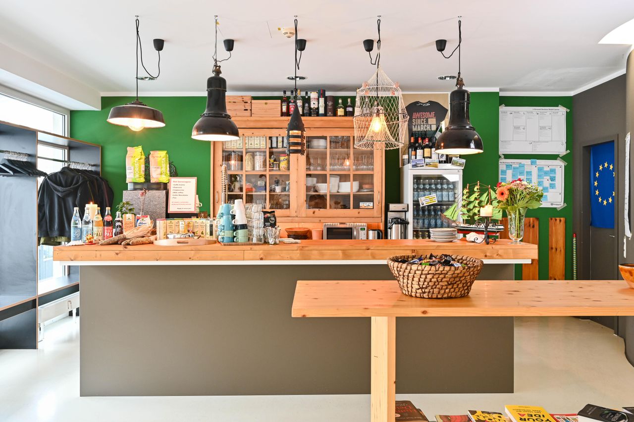 Munich Creative Meeting Workshop spaces Workshop venue, meeting room, 130m² with 2 window fronts & terrasse image 24