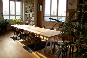 Frankfurt workshop spaces Meeting room Bright and spacious loft in industrial port image 0